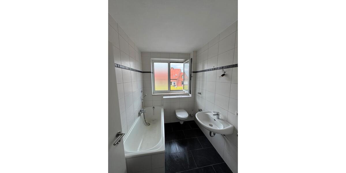 Etagenwohnung Gronau (Westfahlen) - 2 Zimmer, 67 m&sup2;, 750&euro; | Angebot:27547062