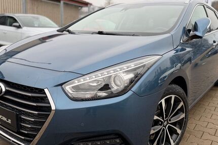 Hyundai i40 174.000 km 9.999 &euro; Ibbenbüren 49477