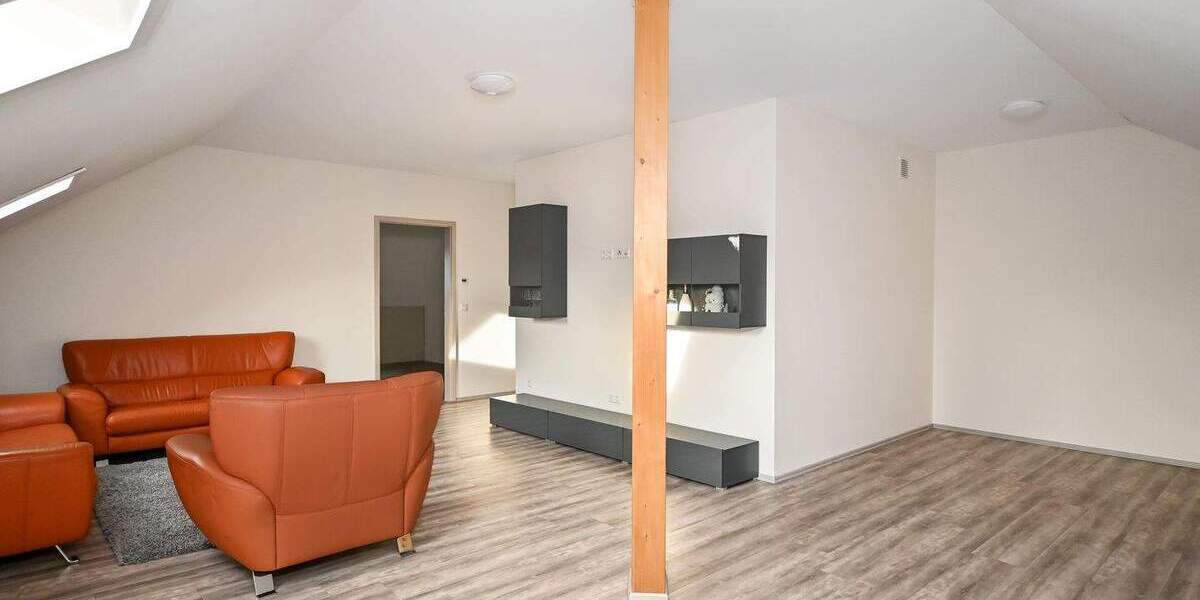 Einfamilienhaus Hopsten - 7 Zimmer, 254 m&sup2;, 585.000&euro; | Angebot:25744101