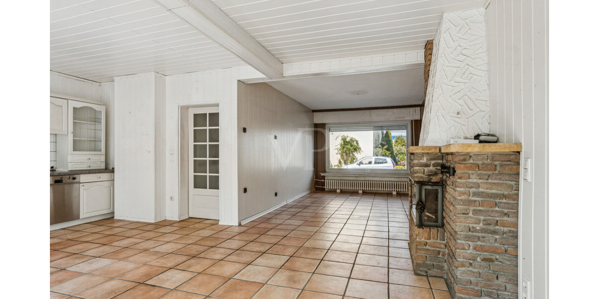 Reihenendhaus mit großem Grundstück, Pool und wohnmobilgeeigneter Doppelgarage - Reihenendhaus Rheine Rheine | Angebot:26591723