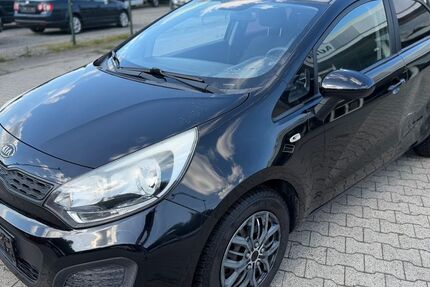 Kia Rio 242.000 km 2.999 &euro; Lingen 49808