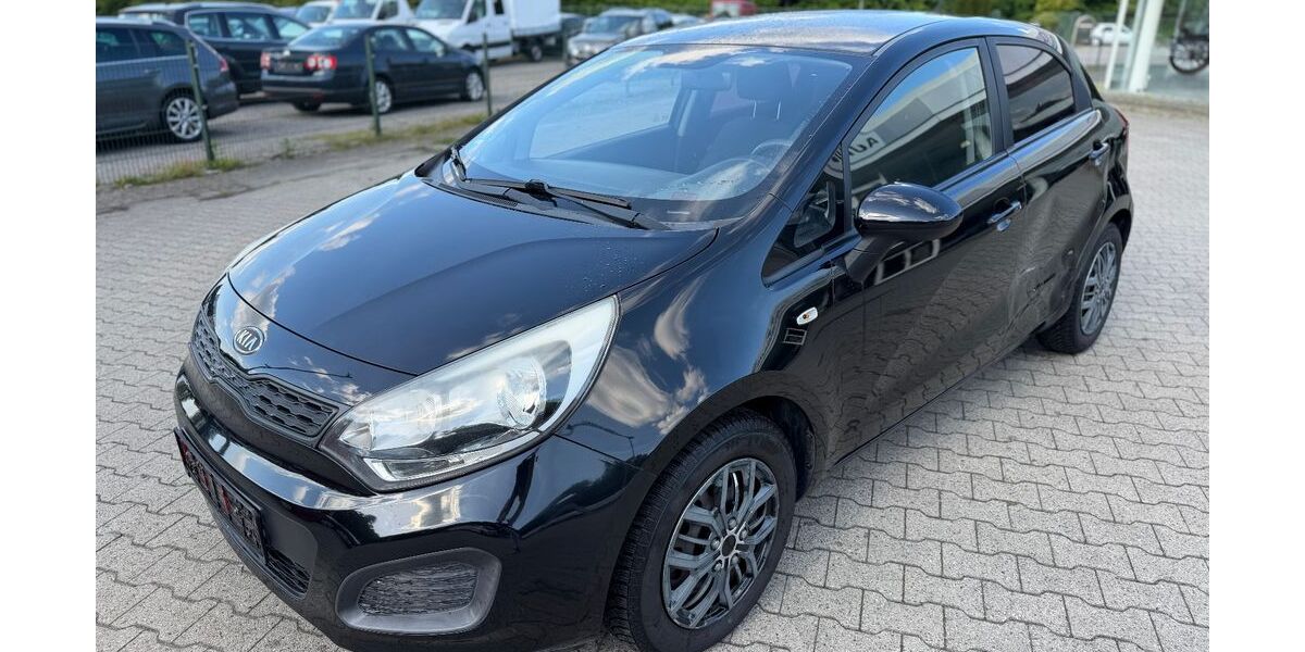 Kia Rio 242.000 km 2.999 &euro; Lingen 49808