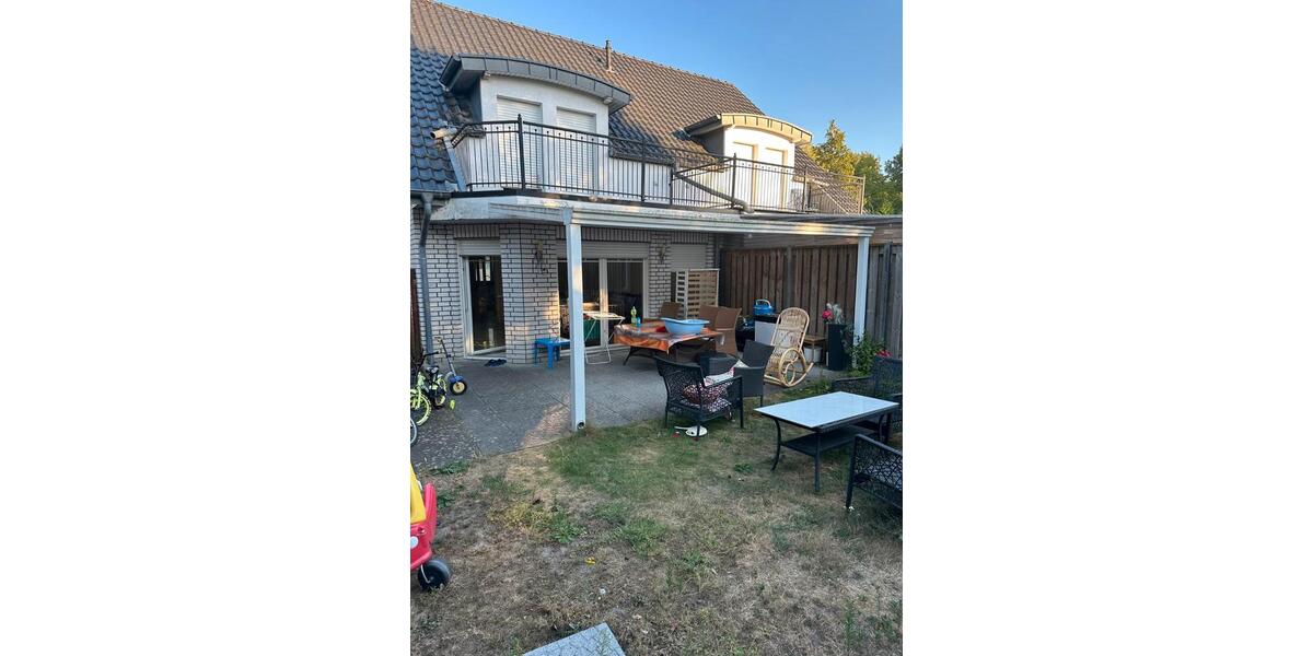 Doppelhaushälfte Gronau (Westfahlen) - 4 Zimmer, 125 m&sup2;, 1.450&euro; | Angebot:27615784