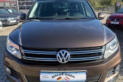 VW Tiguan 243.436 km 7.499 &euro; Ibbenbüren 49479