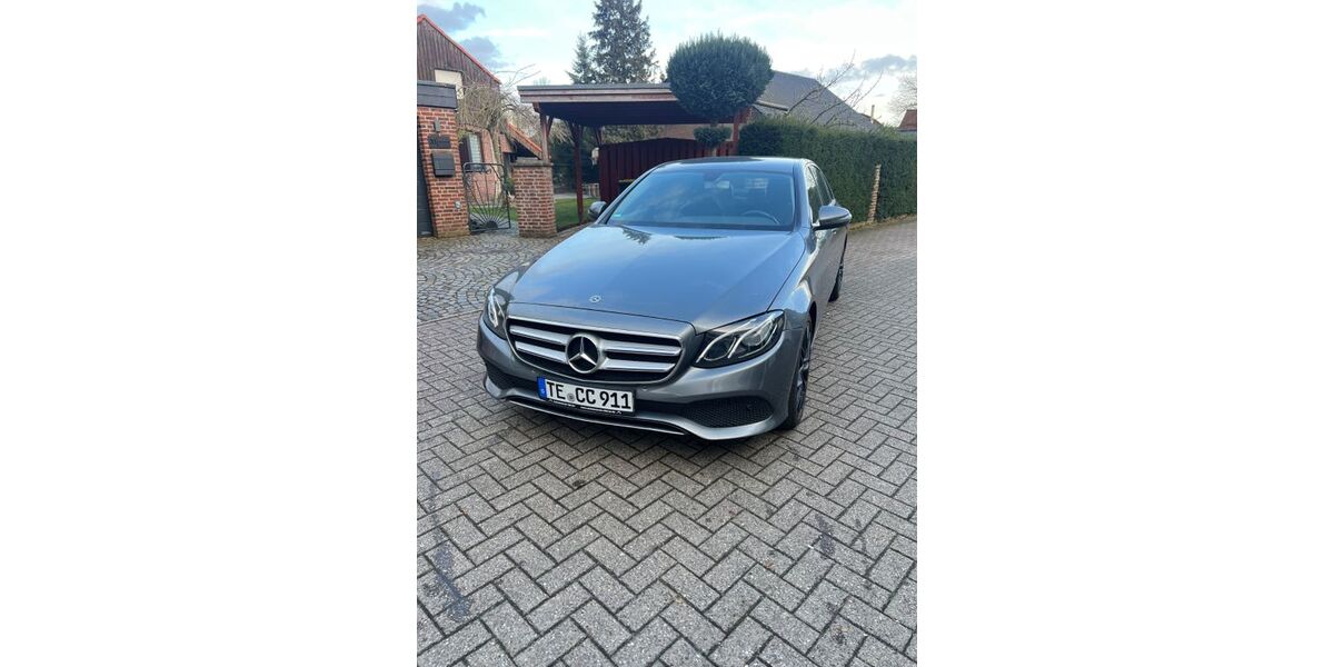 Mercedes-Benz E 220 149.000 km 22.999 &euro; Rheine 48431