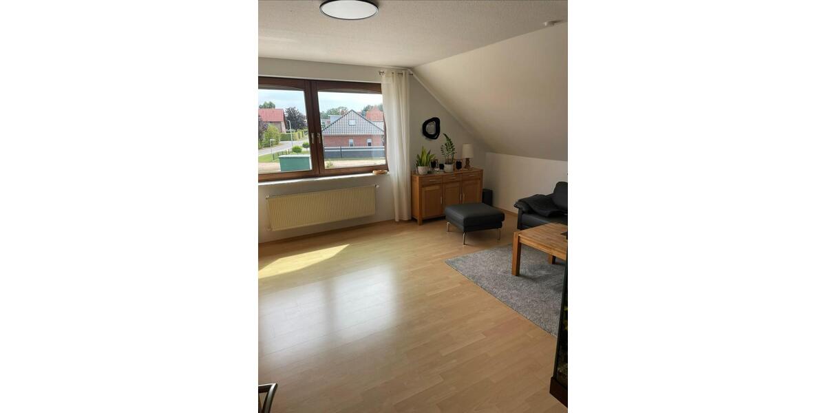 Dachgeschoßwohnung Emsbüren - 3 Zimmer, 100 m&sup2;, 1.100&euro; | Angebot:27590530