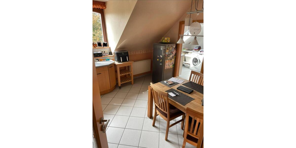 Dachgeschoßwohnung Emsbüren - 3 Zimmer, 100 m&sup2;, 1.100&euro; | Angebot:27590530
