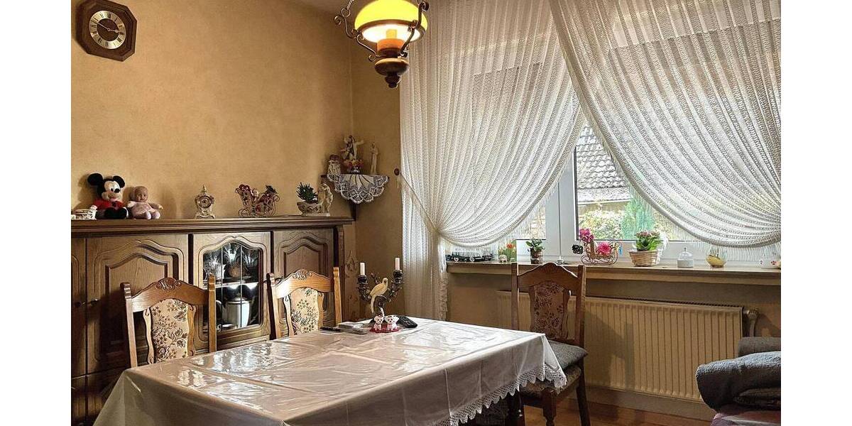 Mehrfamilienhaus, Wohnhaus Salzbergen - 6 Zimmer, 150 m&sup2;, 239.000&euro; | Angebot:26260927