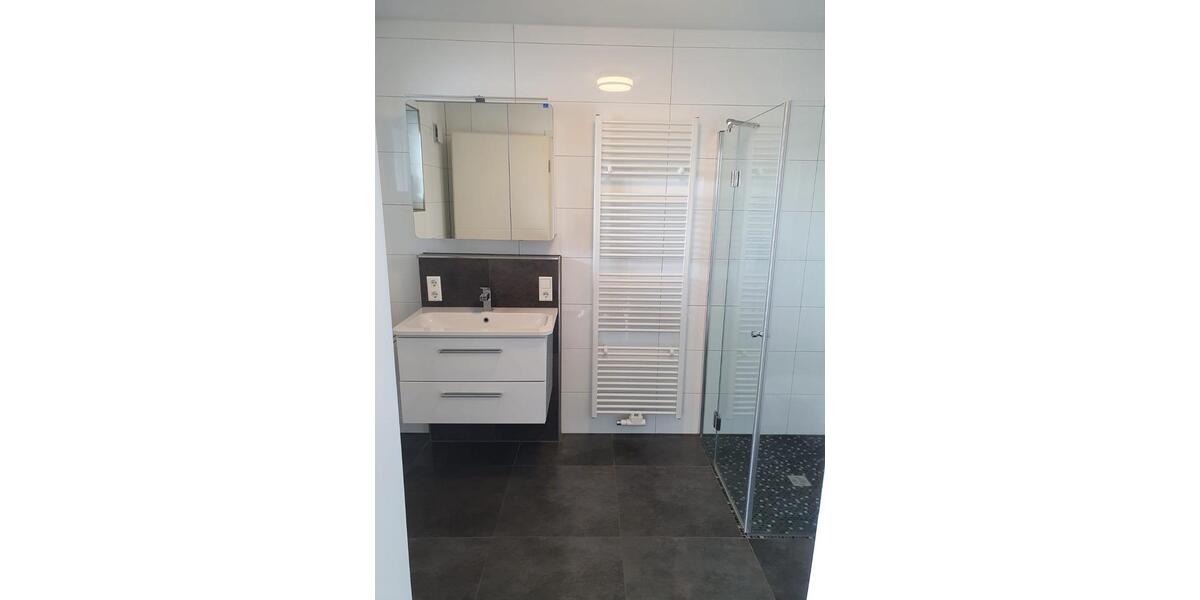 Hochparterre Spelle - 3 Zimmer, 101 m&sup2;, 1.000&euro; | Angebot:27596498
