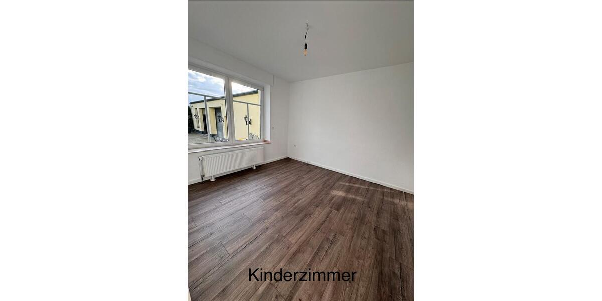 Erdgeschoßwohnung Gronau (Westfahlen) - 4 Zimmer, 150 m&sup2;, 1.190&euro; | Angebot:27626017