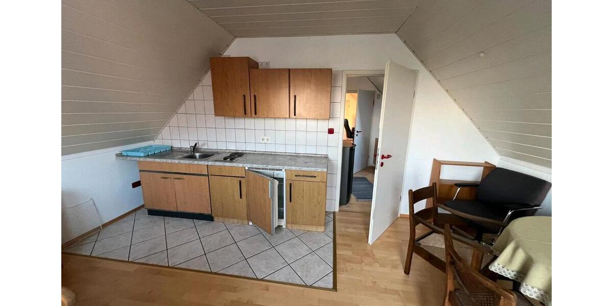 Dachgeschoßwohnung Lingen (Ems) - 1 Zimmer, 50 m&sup2;, 650&euro; | Angebot:27630921