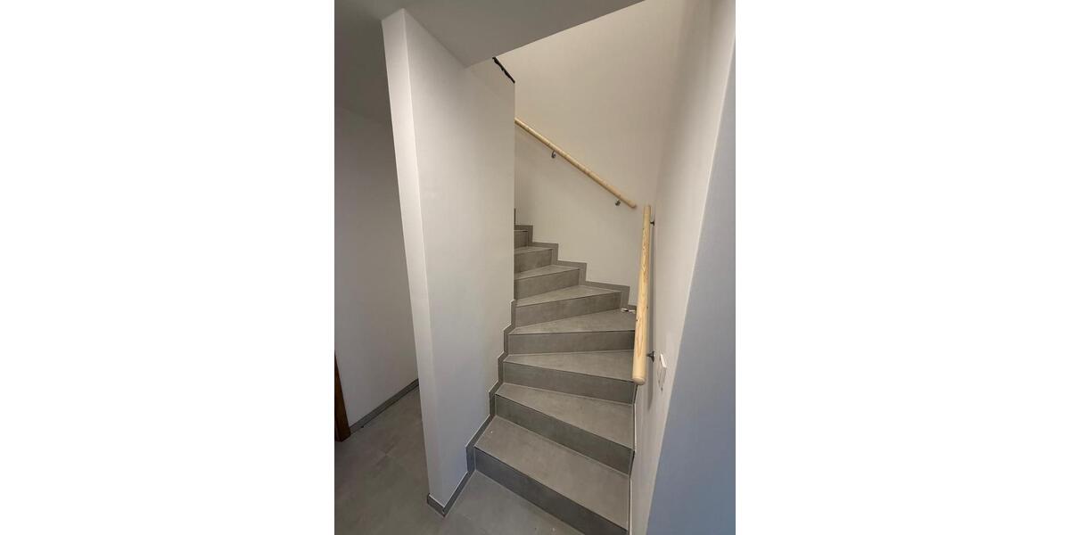 Dachgeschoßwohnung Spelle - 3 Zimmer, 76 m&sup2;, 1.030&euro; | Angebot:25311391