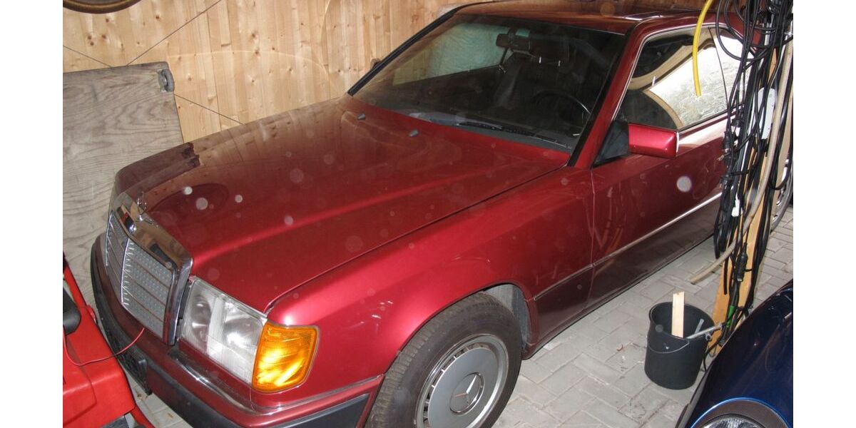 Mercedes-Benz 230 211.000 km 8.500 &euro; Steinfurt 48565