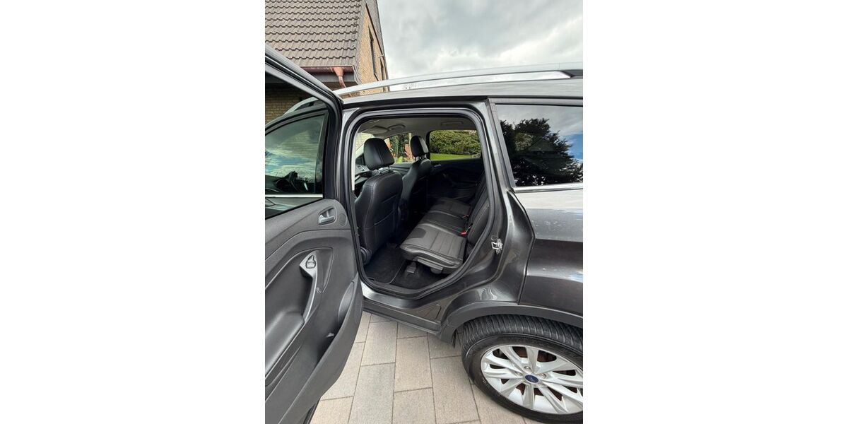 Ford Kuga 138.705 km 13.150 &euro; Spelle 48480