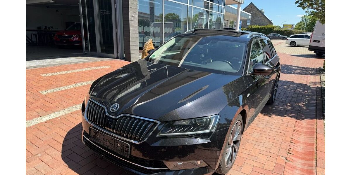 Skoda Superb 126.000 km 22.990 &euro; Ibbenbüren 49477