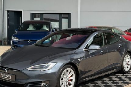 Tesla Model S 127.888 km 33.950 &euro; Emsbüren 48488