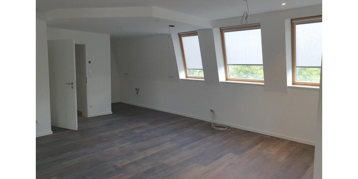 Dachgeschoßwohnung Rheine Altenrheine - 3 Zimmer, 92 m&sup2;, 890&euro; | Angebot:24849636
