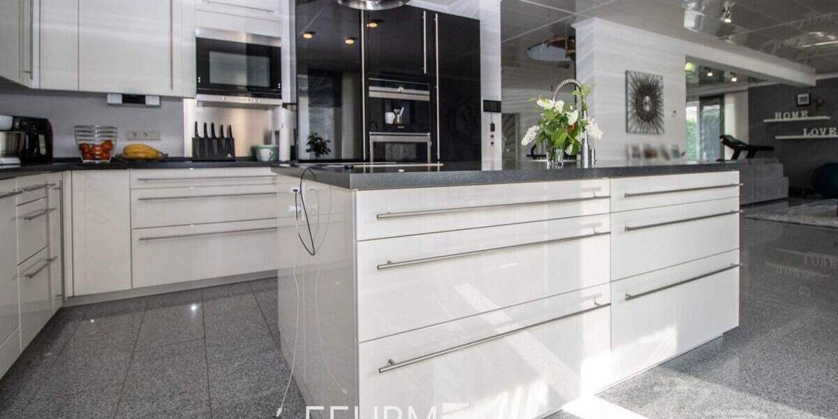 Einfamilienhaus Wettringen - 8 Zimmer, 328 m&sup2;, 699.000&euro; | Angebot:25668209