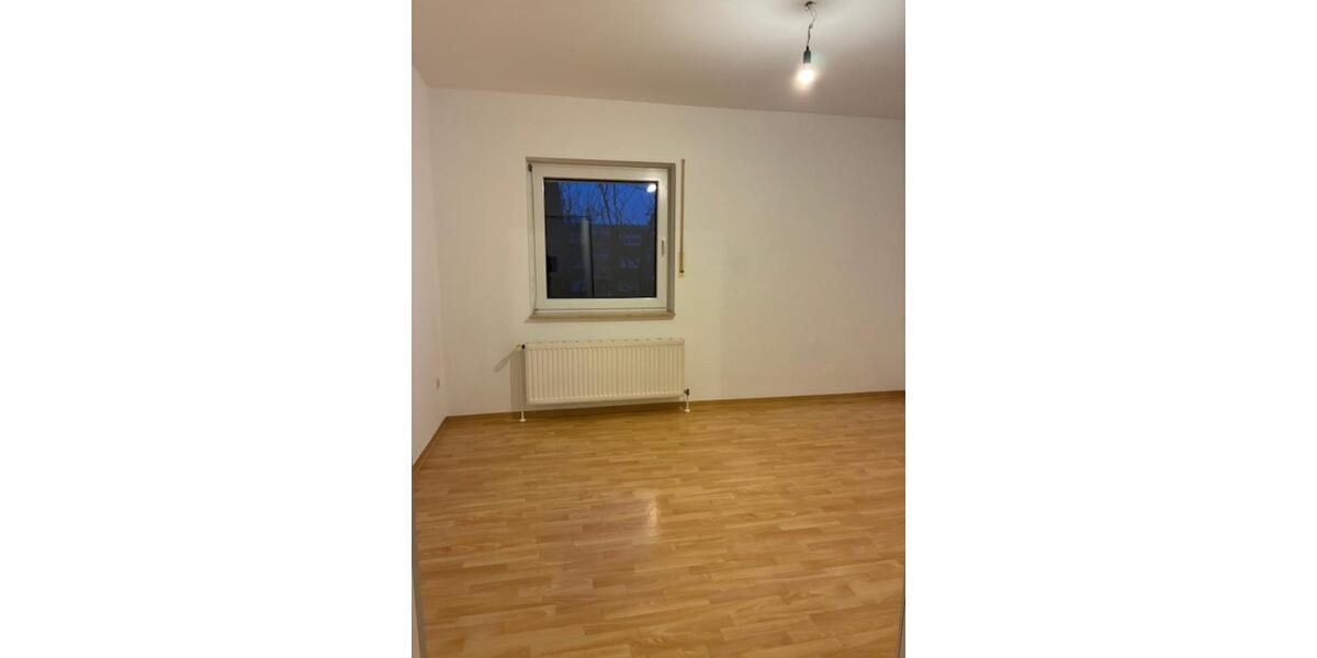 Etagenwohnung Lingen (Ems) - 2.5 Zimmer, 64 m&sup2;, 610&euro; | Angebot:25455602