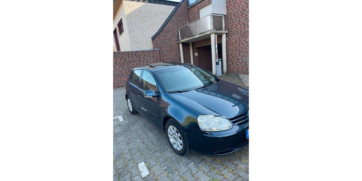 VW Golf 246.813 km 4.300 &euro; Epe 48599