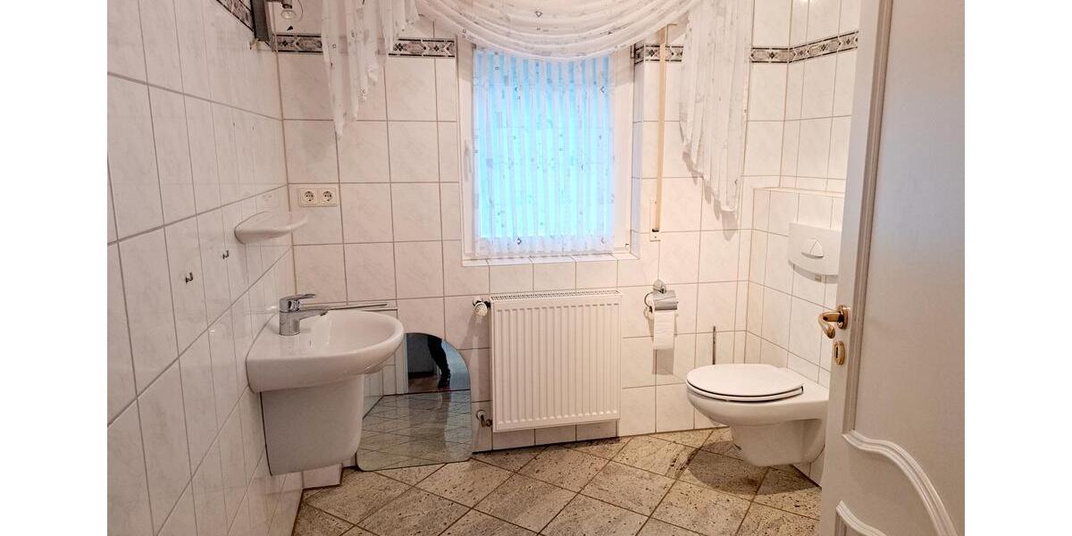 Etagenwohnung Neuenkirchen - 3 Zimmer, 145 m&sup2;, 1.100&euro; | Angebot:25826417