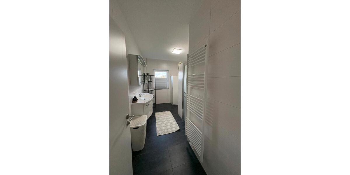 Etagenwohnung Schüttorf - 5 Zimmer, 105 m&sup2;, 1.100&euro; | Angebot:27579641
