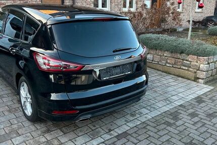 Ford S-Max 146.700 km 13.500 &euro; Heek 48619