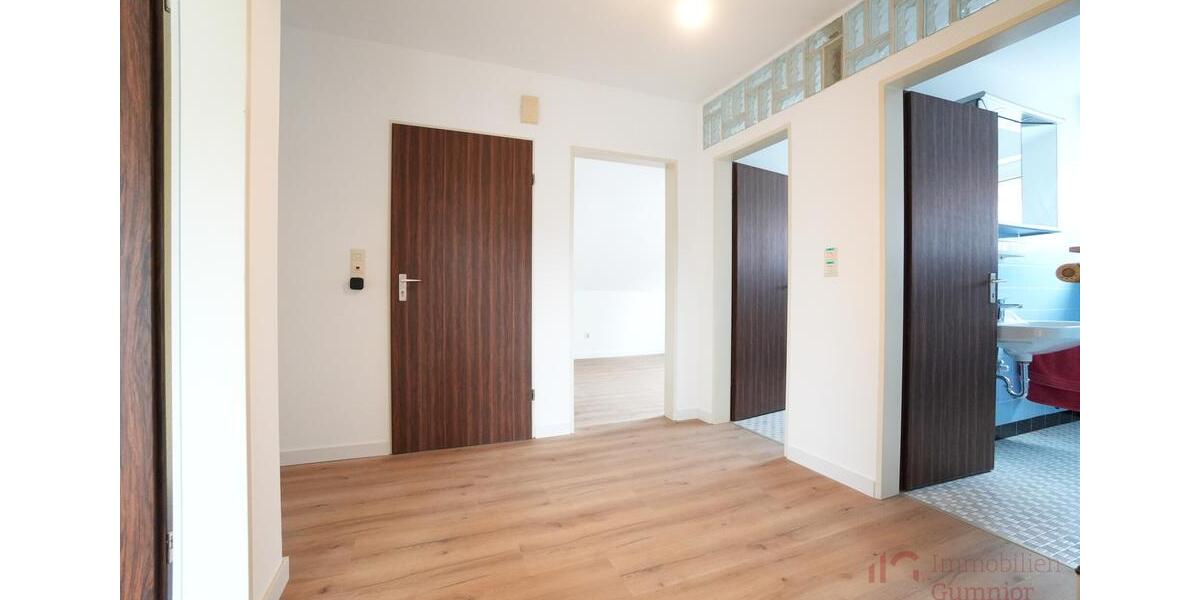 Dachgeschoßwohnung Salzbergen - 4 Zimmer, 80 m&sup2;, 640&euro; | Angebot:26266470