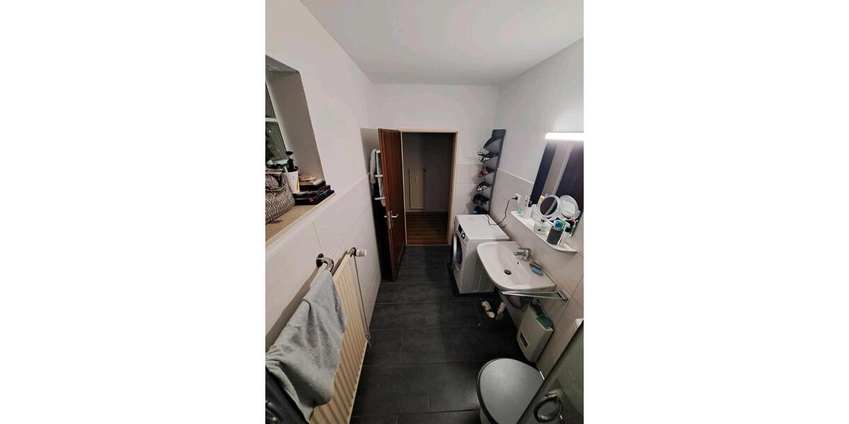 Etagenwohnung Lingen (Ems) - 2 Zimmer, 100 m&sup2;, 422&euro; | Angebot:25567952