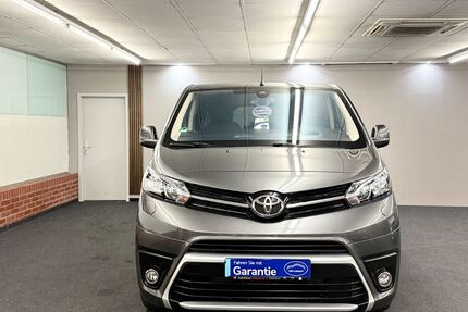 Toyota Proace (Verso) 120.325 km 26.499 &euro; Rheine 48431