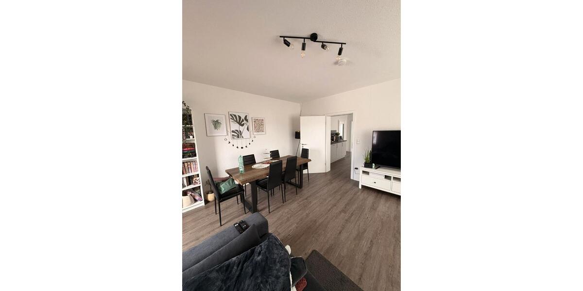 Etagenwohnung Lingen (Ems) Damaschke - 3 Zimmer, 90 m&sup2;, 725&euro; | Angebot:26007360