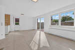Bezugsfreie 2-Zimmer-Erdgeschosswohnung mit über 30 m² Terrasse und neuwertiger Küche in Rheine - Erdgeschoßwohnung Rheine Rheine | Angebot:27733108
