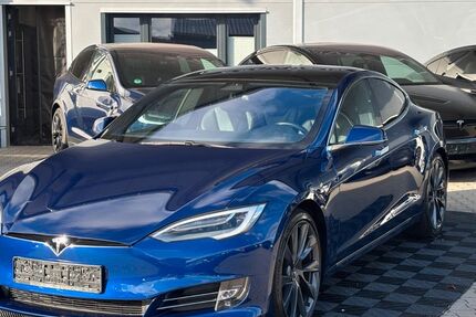 Tesla Model S 141.055 km 39.750 &euro; Emsbüren 48488