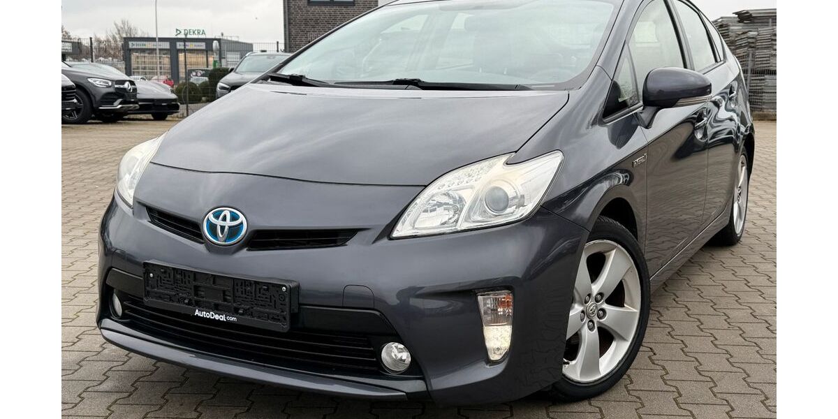 Toyota Prius 269.488 km 10.710 &euro; Gronau 48599