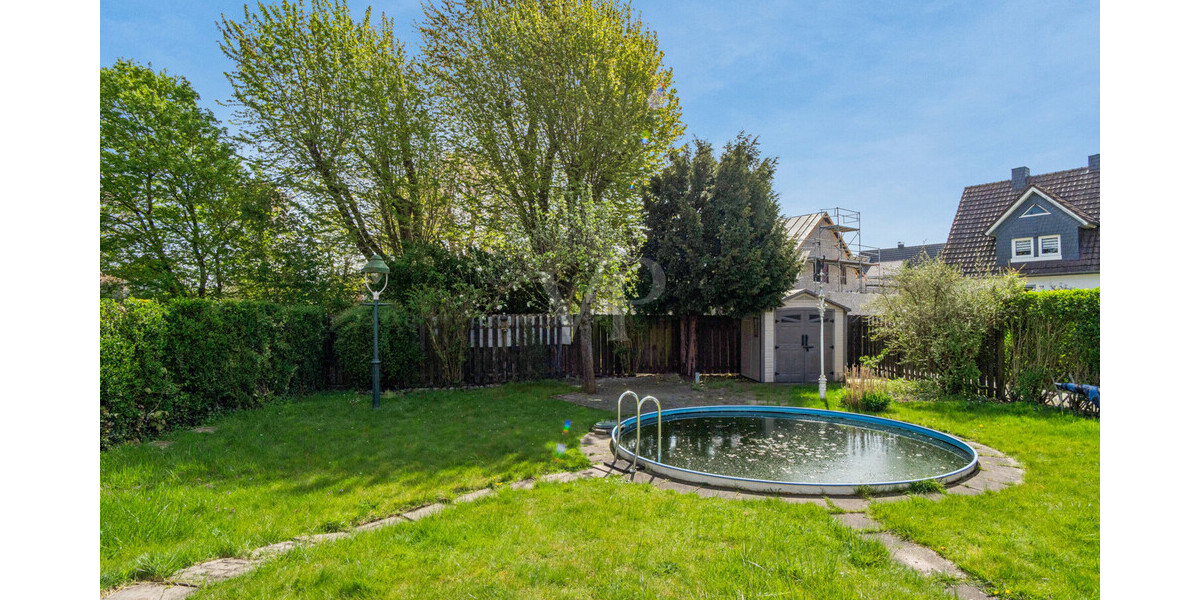 Reihenendhaus mit großem Grundstück, Pool und wohnmobilgeeigneter Doppelgarage - Reihenendhaus Rheine Rheine | Angebot:26591723
