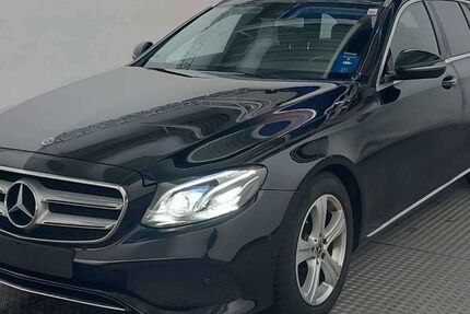 Mercedes-Benz E 200 115.748 km 22.950 &euro; Heek 48619