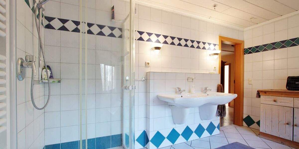 Einfamilienhaus Ibbenbüren Dickenberg - 9 Zimmer, 231 m&sup2;, 545.000&euro; | Angebot:25732492