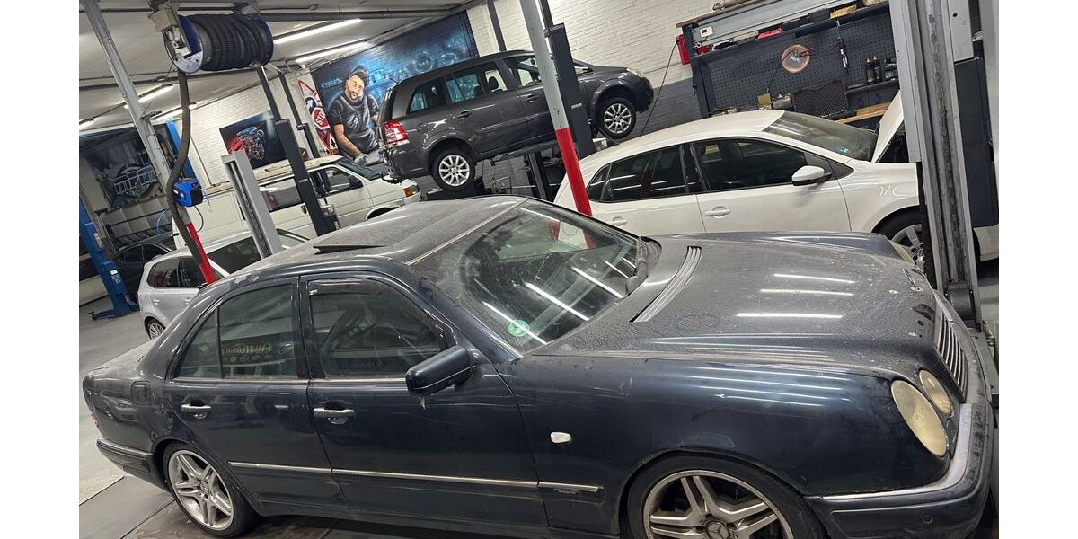 Mercedes-Benz E 50 215.000 km 8.500 &euro; Bad bentheim 48455