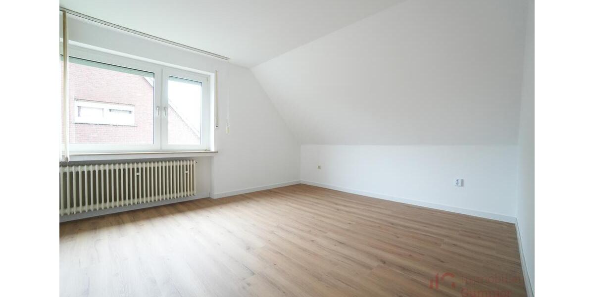 Dachgeschoßwohnung Salzbergen - 4 Zimmer, 80 m&sup2;, 640&euro; | Angebot:26266470