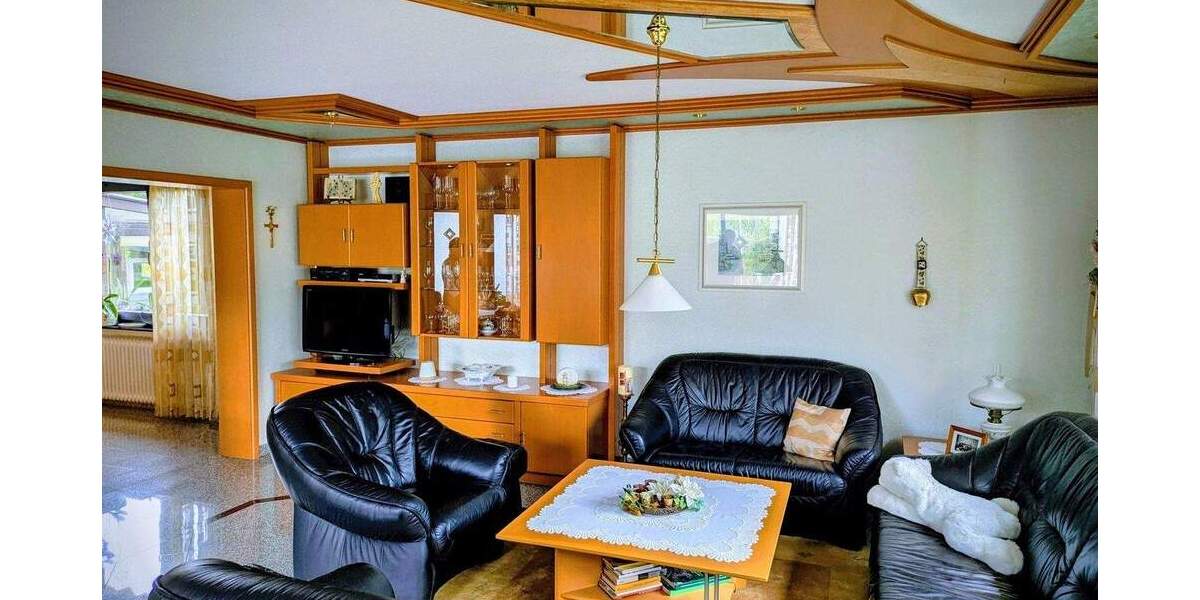 Mehrfamilienhaus, Wohnhaus Andervenne - 7 Zimmer, 266 m&sup2;, 399.000&euro; | Angebot:25686166