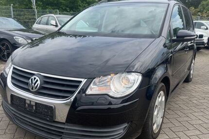 VW Touran 240.000 km 3.099 &euro; Ibbenbüren 49477