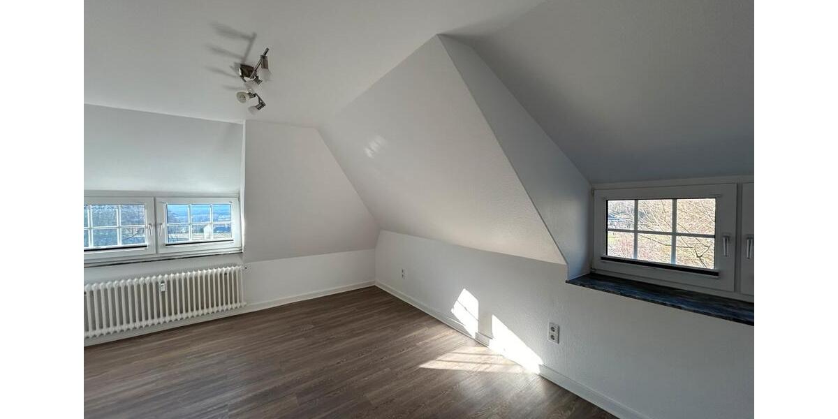 Etagenwohnung Ibbenbüren - 5 Zimmer, 110 m&sup2;, 1.200&euro; | Angebot:27547806