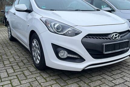 Hyundai i30 79.242 km 7.330 &euro; Hörstel 48477