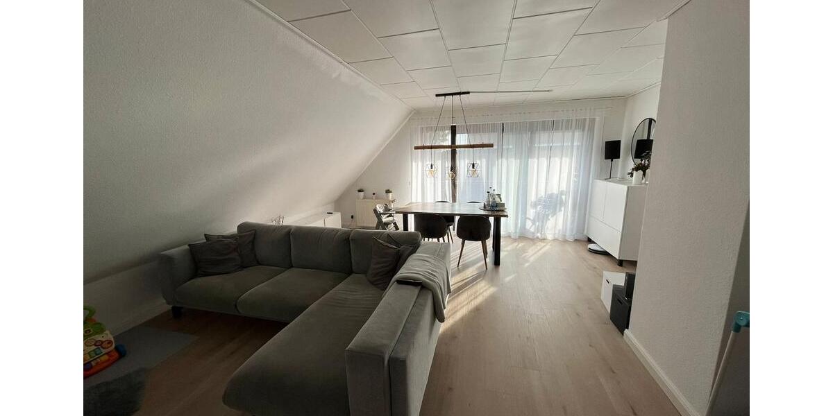 Dachgeschoßwohnung Greven - 4 Zimmer, 110 m&sup2;, 1.090&euro; | Angebot:27597730
