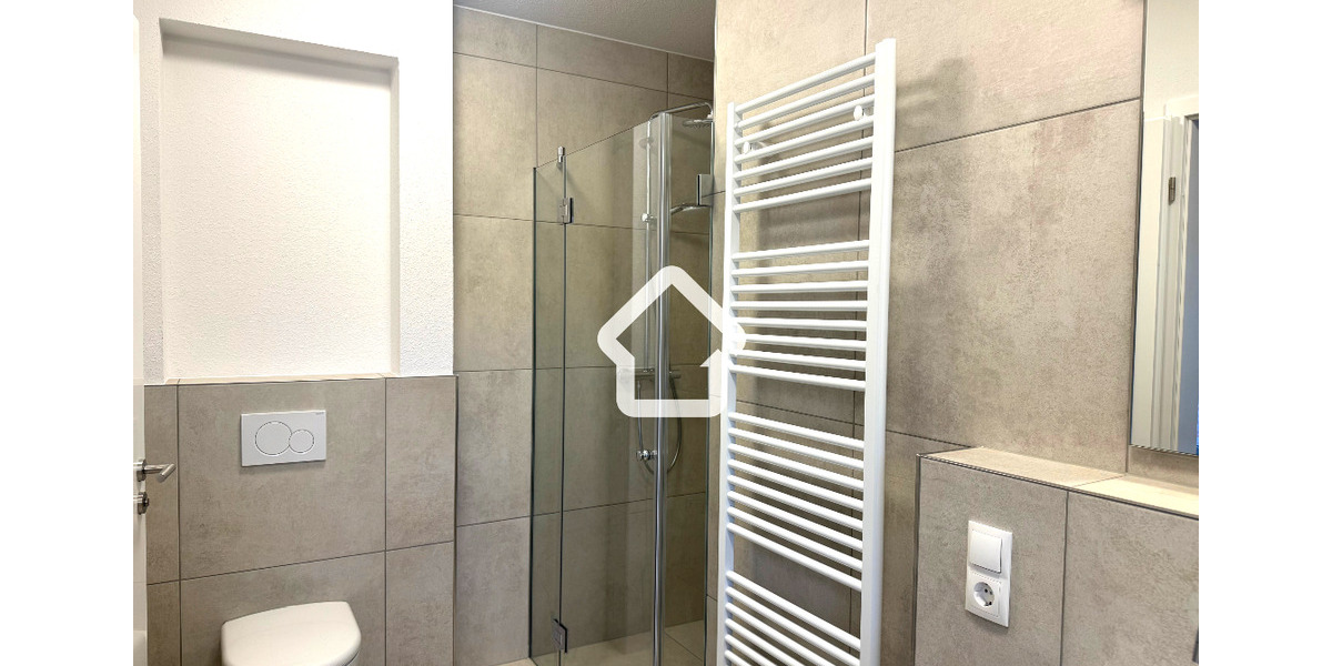 Etagenwohnung Lingen (Ems) - 3 Zimmer, 86 m&sup2;, 990&euro; | Angebot:23226489