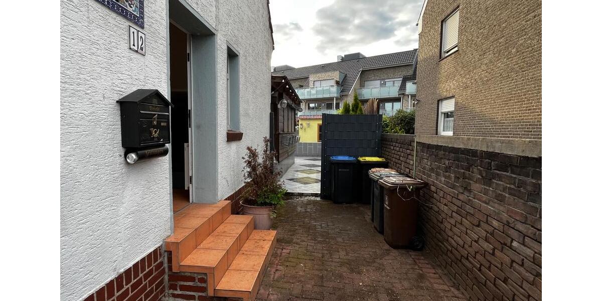 Doppelhaushälfte Rheine Altenrheine - 7 Zimmer, 150 m&sup2;, 180.000&euro; | Angebot:26698059