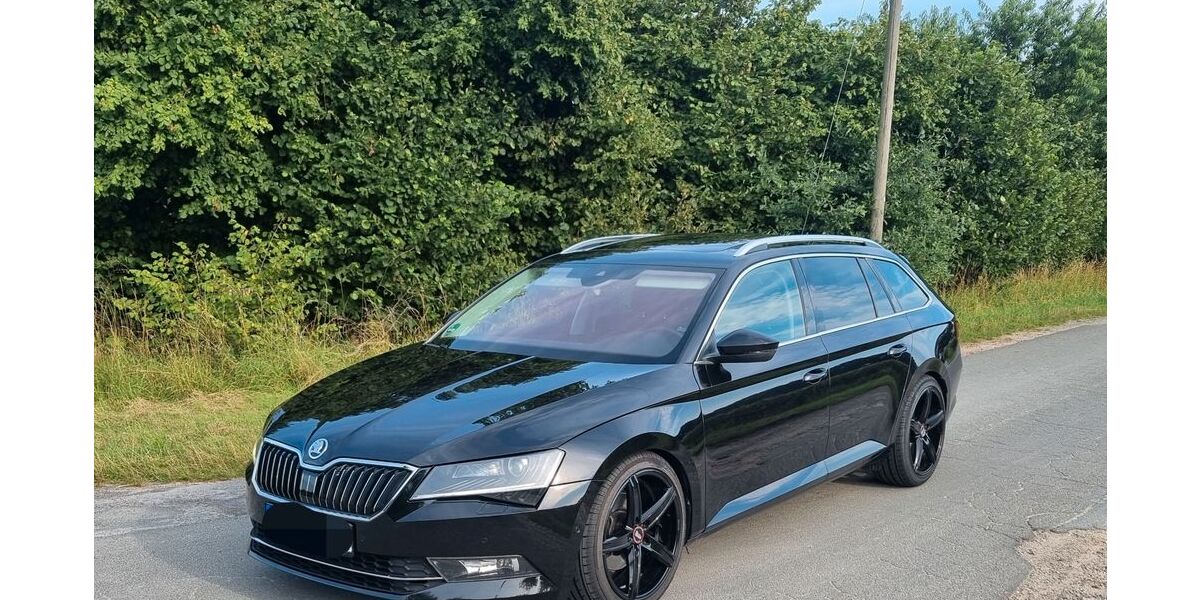 Skoda Superb 98.500 km 22.250 &euro; Rheine 48432