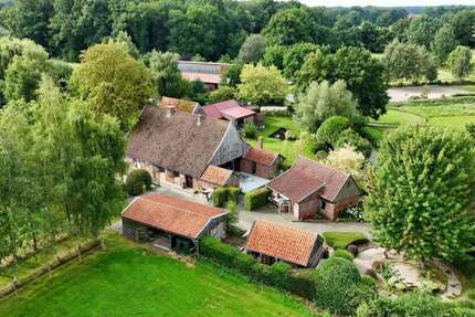 Haus Salzbergen - 6 Zimmer, 277 m&sup2;, 1.190.000&euro; | Angebot:25196904