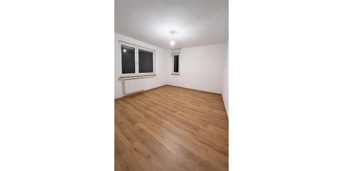 Erdgeschoßwohnung Bad Bentheim - 3 Zimmer, 100 m&sup2;, 1.250&euro; | Angebot:26697600