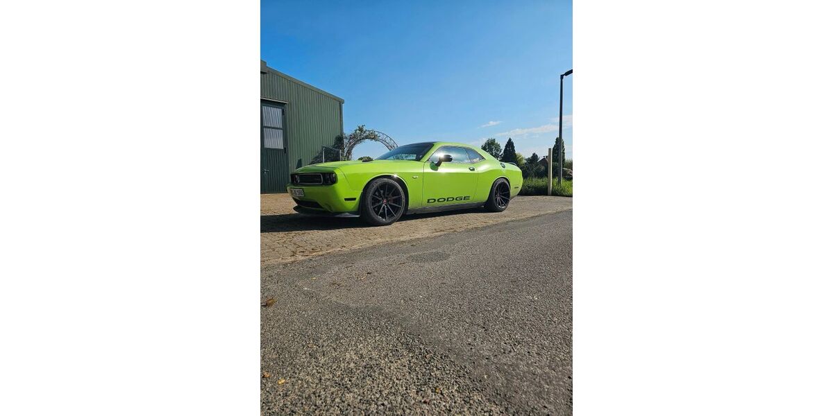 Dodge Challenger 130.000 km 18.500 &euro; Saerbeck 48369